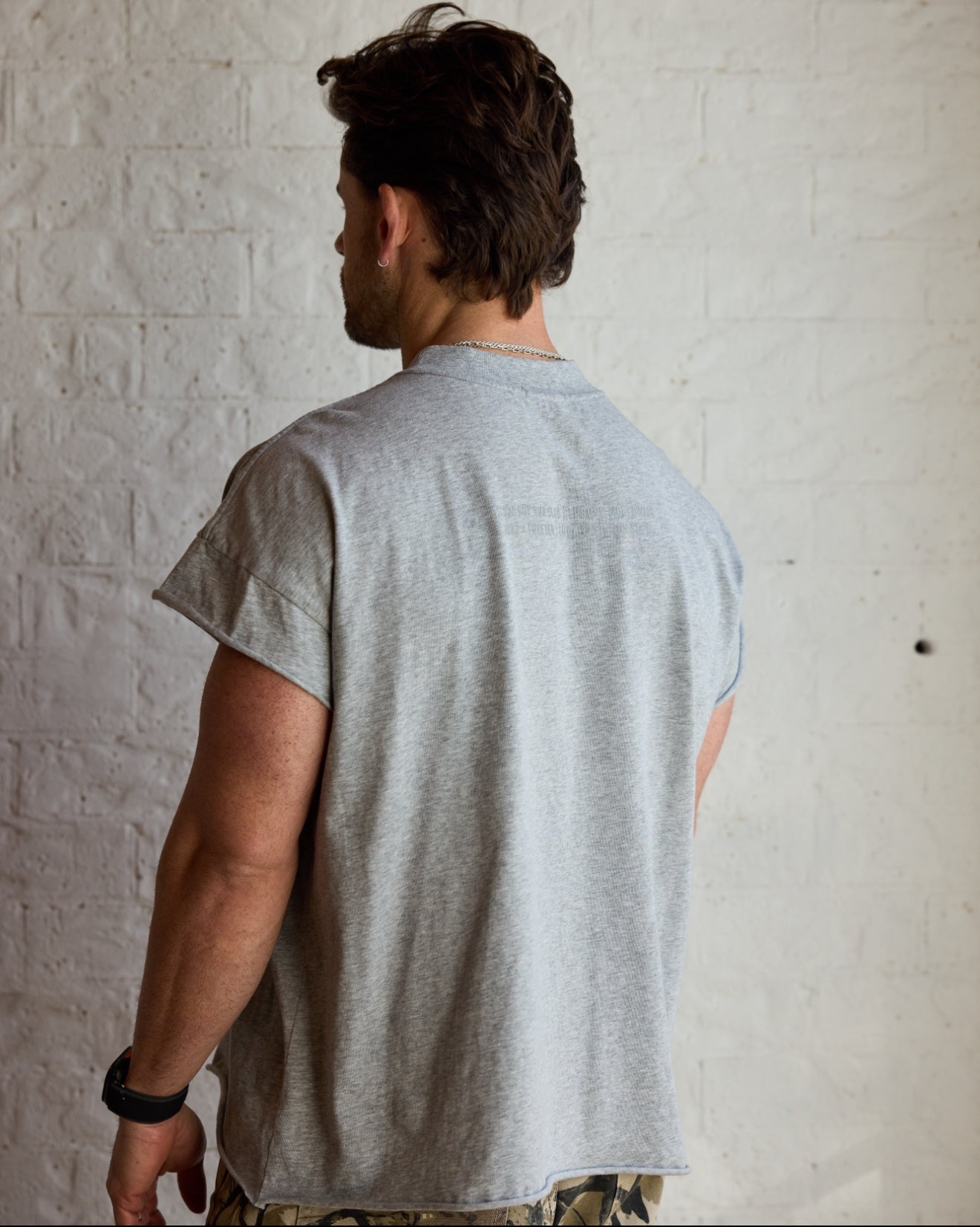 FEWRAW SLOW TEE: HEATHER GREY